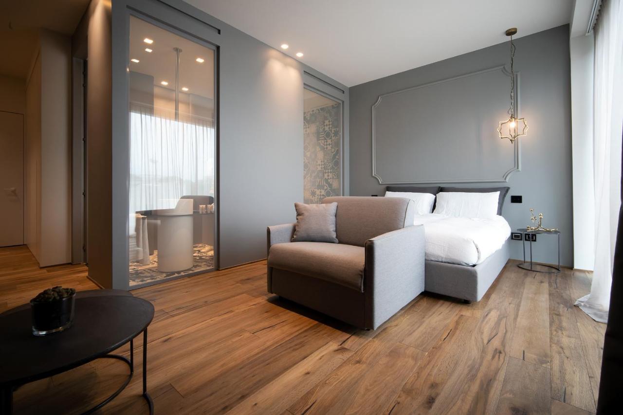 PICCOLA MAESTA' boutique rooms Civitanova Marche Extérieur photo